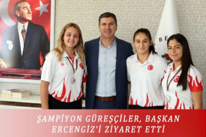 ŞAMPİYON GÜREŞÇİLER, BAŞKAN ERCENGİZ’İ ZİYARET ETTİ