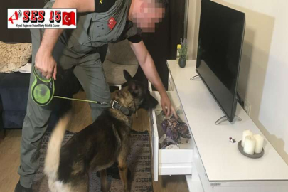 ANTALYA'DA KİRALADIKLARI REZİDANS DAİRESİNDE UYUŞTURUCU ÜRETEN 2 ŞÜPHELİ YAKALANDI