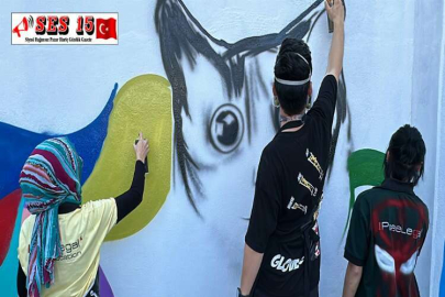 GÖNÜLLÜ GENÇLER DEPREMLERDEN ETKİLENEN KENTLERİ GRAFİTİLERLE SÜSLEYECEK