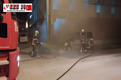 PARK HALİNDEKİ ARAÇ BİRANDA ALEV ALDI