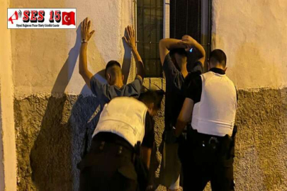 ADANA'DA NARKOTİK UYGULAMASINDA 4 KİŞİ GÖZALTINA ALINDI