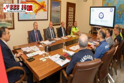 VALİ ÖKSÜZ BAŞKANLIĞINDA, BURDUR'UN TRAFİK GÜVENLİĞİ MASAYA YATIRILDI