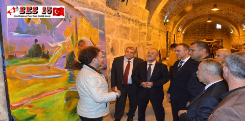 ESHAB-I KEHF KÜLLİYESİ'DE 1. AKDENİZ BİENALİ'NİN RESİM SERGİSİ AÇILDI