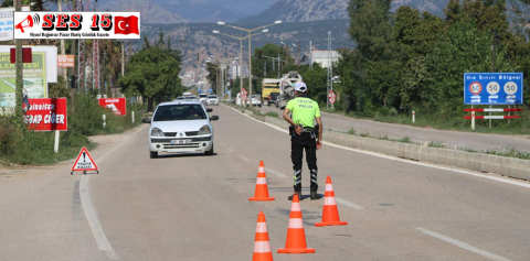 DRON DESTEKLİ TRAFİK DENETİMİNDE 35 SÜRÜCÜYE PARA CEZASI KESİLDİ