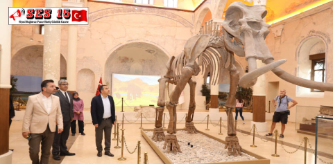 VALİ ÖKSÜZ'DEN BURDUR'UN TARİHİ ALANLARINA ZİYARET