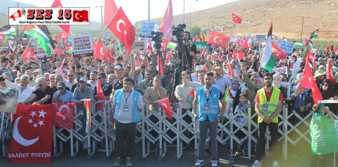 HATAY'DAKİ CİLVEGÖZÜ SINIR KAPISI ÖNÜNDE FİLİSTİN'E DESTEK ETKİNLİĞİ YAPILDI