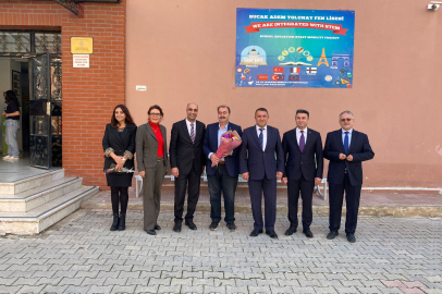 24 Kasım Öğretmenler Günü'nde Bucak Adem Tolunay Fen Lisesi'ne Ziyaret