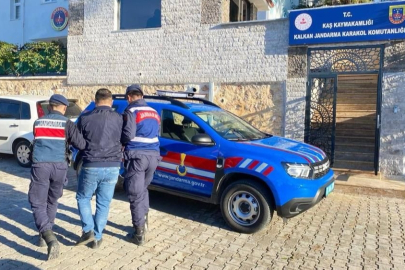 Antalya'daki "Çukur Çetesi"ne Yönelik "Kafes-24" Operasyonunda 43 Şüpheli Gözaltına Alındı