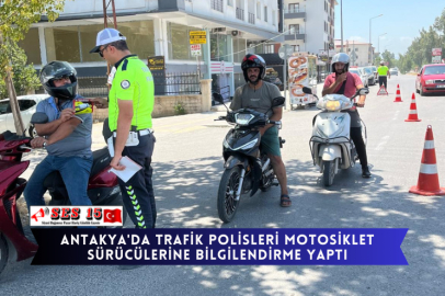 Antakya'da Trafik Polisleri Motosiklet Sürücülerine Bilgilendirme Yaptı