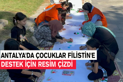 Antalya'da Çocuklar Filistin'e Destek İçin Resim Çizdi