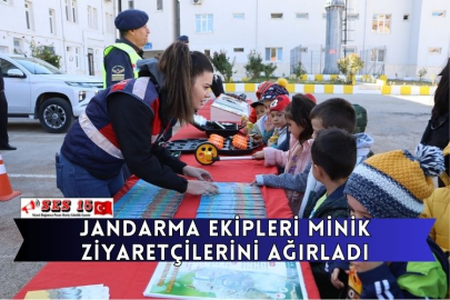 Jandarma Ekipleri Minik Ziyaretçilerini Ağırladı