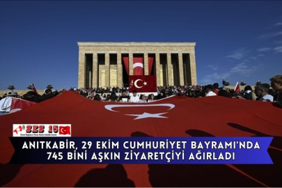Anıtkabir, 29 Ekim Cumhuriyet Bayramı'nda 745 Bini Aşkın Ziyaretçiyi Ağırladı