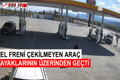 El Freni Çekilmeyen Araç Ayaklarının Üzerinden Geçti