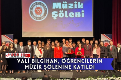 Vali Bilgihan, Öğrencilerin Müzik Şölenine Katıldı