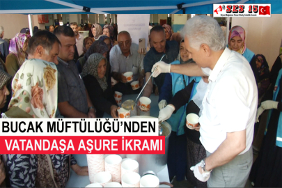 Bucak Müftülüğü’nden Vatandaşa Aşure İkramı