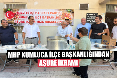 MHP Kumluca İlçe Başkanlığından Aşure İkramı
