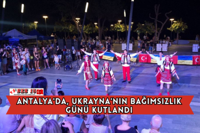Antalya'da, Ukrayna'nın Bağımsızlık Günü Kutlandı