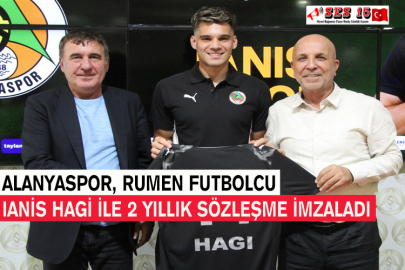Alanyaspor, Rumen Futbolcu Ianis Hagi İle 2 Yıllık Sözleşme İmzaladı