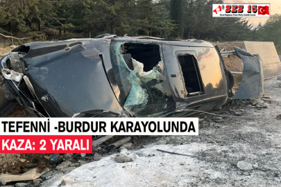 Tefenni -Burdur Karayolunda Kaza: 2 Yaralı