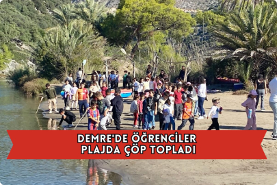 Demre'de Öğrenciler Plajda Çöp Topladı