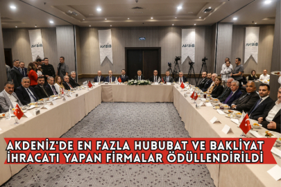 Akdeniz'de En Fazla Hububat Ve Bakliyat İhracatı Yapan Firmalar Ödüllendirildi