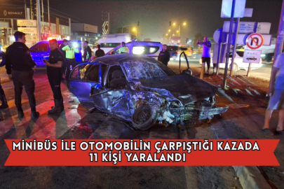 Minibüs İle Otomobilin Çarpıştığı Kazada 11 Kişi Yaralandı