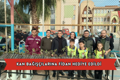Kan Bağışçılarına Fidan Hediye Edildi