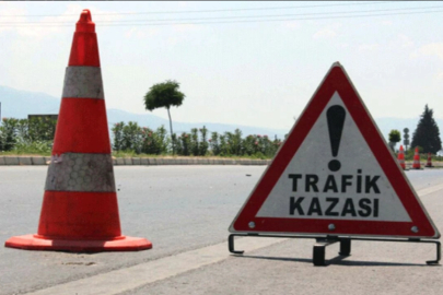 Minibüs İle Otomobilin Çarpıştığı Kazada 3 Kişi Yaralandı