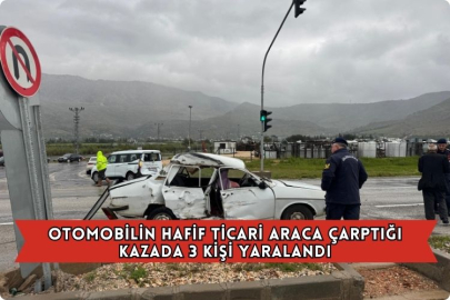 Otomobilin Hafif Ticari Araca Çarptığı Kazada 3 Kişi Yaralandı