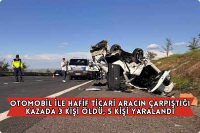 Otomobil İle Hafif Ticari Aracın Çarpıştığı Kazada 3 Kişi Öldü, 5 Kişi Yaralandı